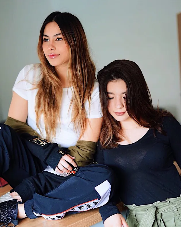 Valerie Thomas - Shaloom Razade