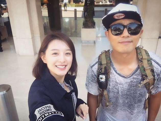 Portrait of Drama Co-Stars Uploaded by Kim Ji Won on Instagram, Kim Soo Hyun Gets a Polaroid