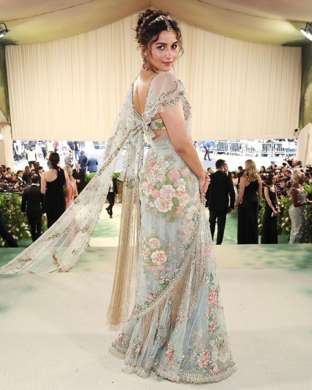 Portrait of Alia Bhatt at the MET Gala 2024, Looking Enchanting in a Floral Sari Made for 1905 Hours