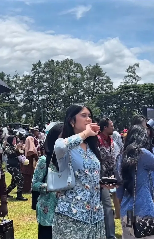 Almira Yudhoyono di wisjud akademi TNI