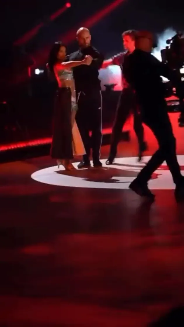 Anggun C Sasmi france dance