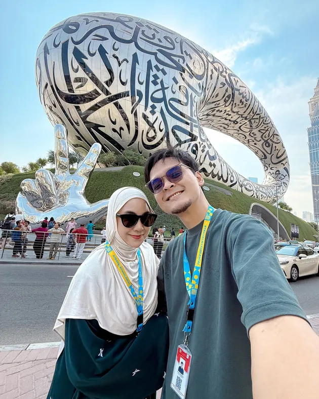 Anisa Rahma Anandito selfi dubai
