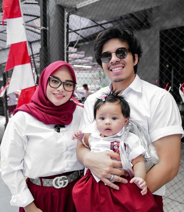 Portrait of Atta Halilintar Falling Ill, Check Blood and Install Infusion at Home - Aurel Hermansyah Willing to Sacrifice Sleep to Take Care of Husband