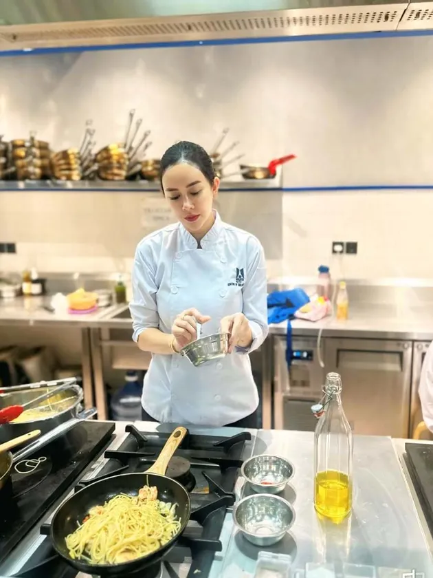 Aura Kasih
