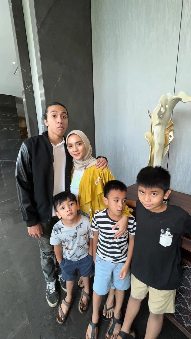 Enno Lerian Suami Anak