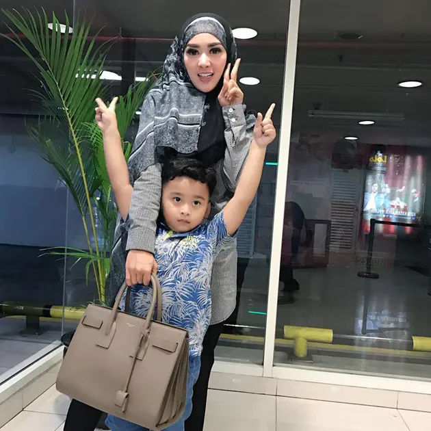 Tiara Dewi