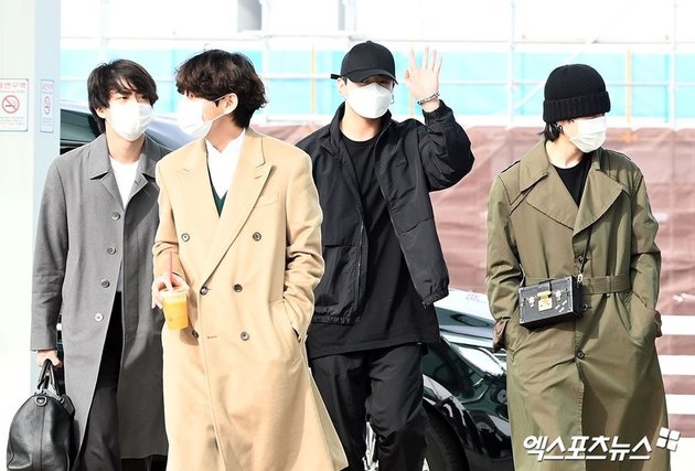 Snapshot of BTS Wrapped in Fall Fashion Upon Arrival at the