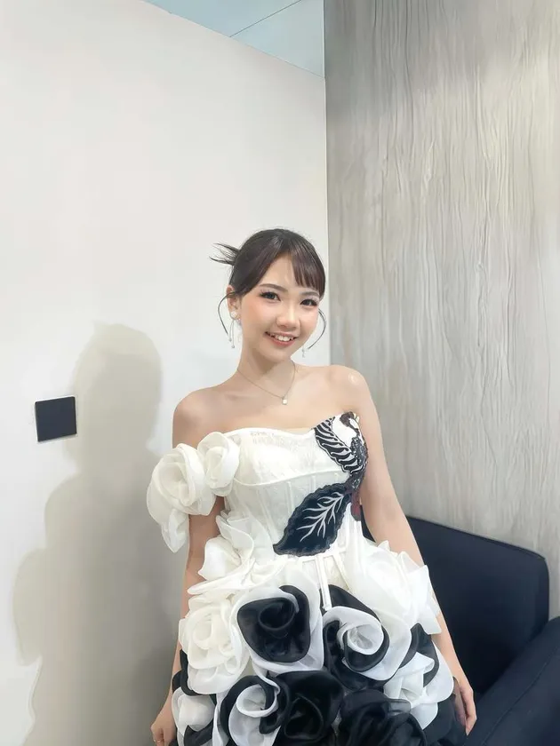 Chantika DA7 tampil cantik.