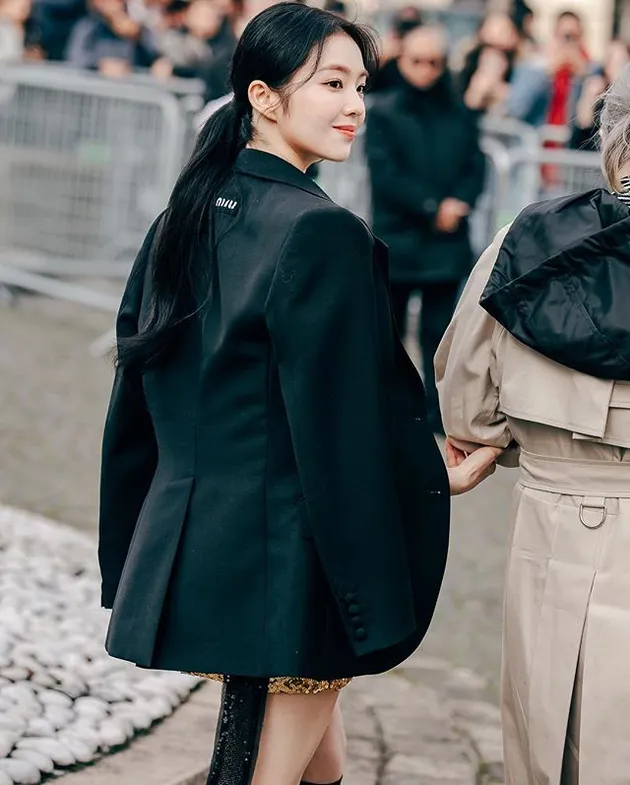 Irene Red Velvet - Paris Fashion Week
