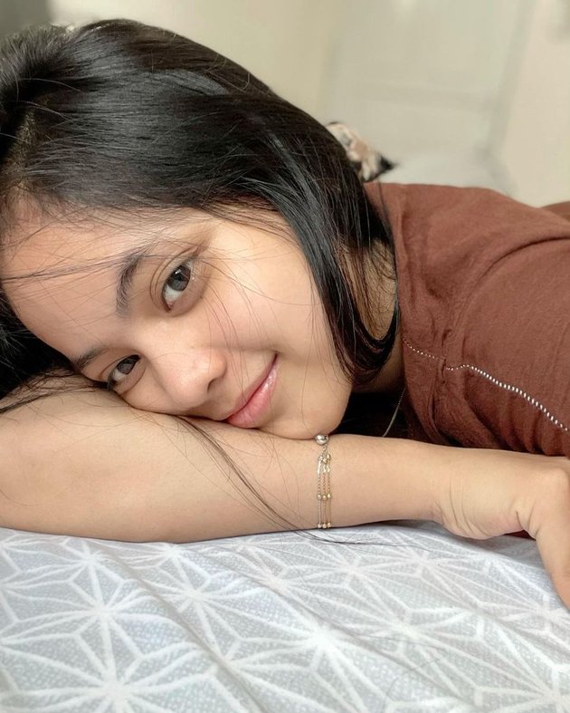 Beautiful Portrait of Putri Isnari Even Though Just Waking Up & Haven't Showered, Now on the Way to Become a Rich Entrepreneur's Daughter-in-Law