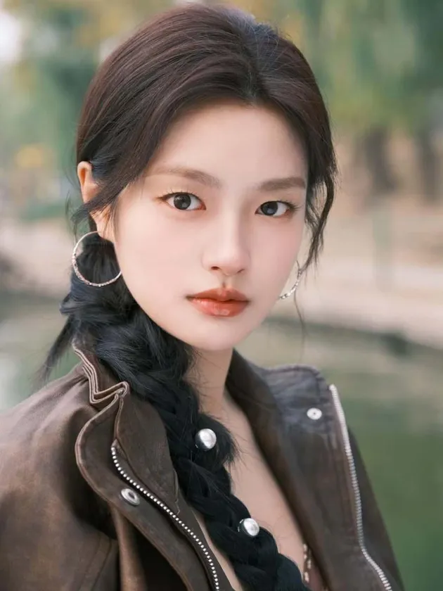 Xu Ruohan dengan tatapan tajam