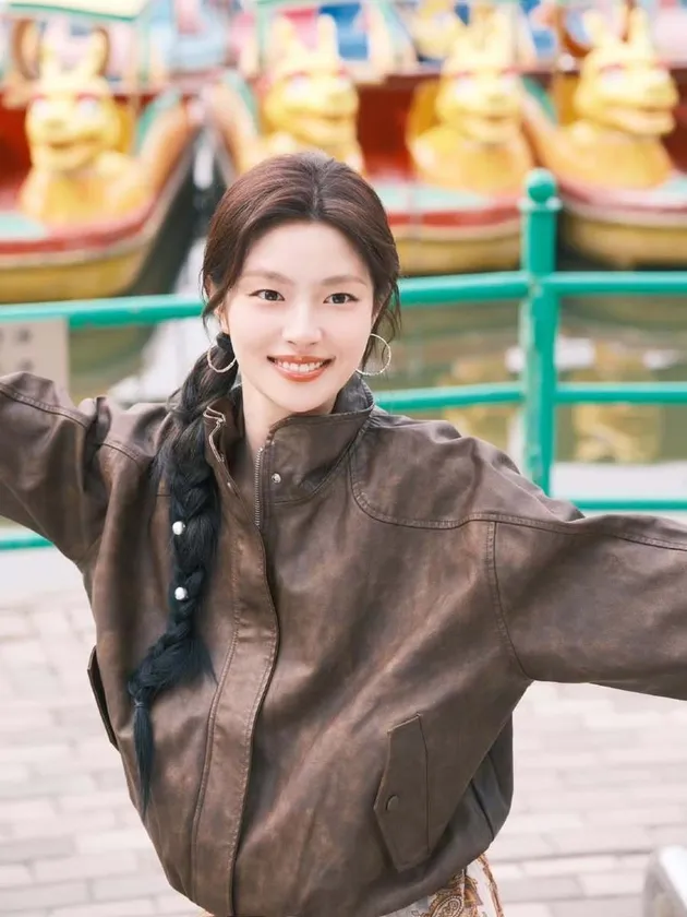 Xu Ruohan dengan senyum ceria