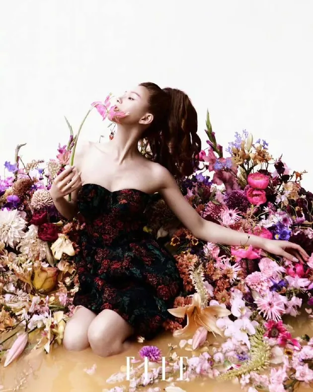 zhao lusi jadi cover majalah elle