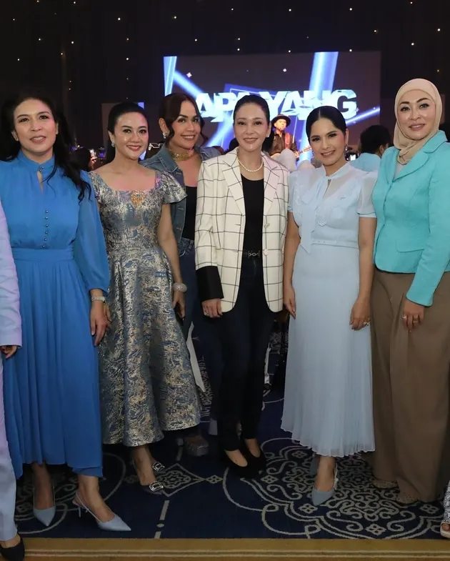 Almira Yudhoyono - Annisa Pohan
