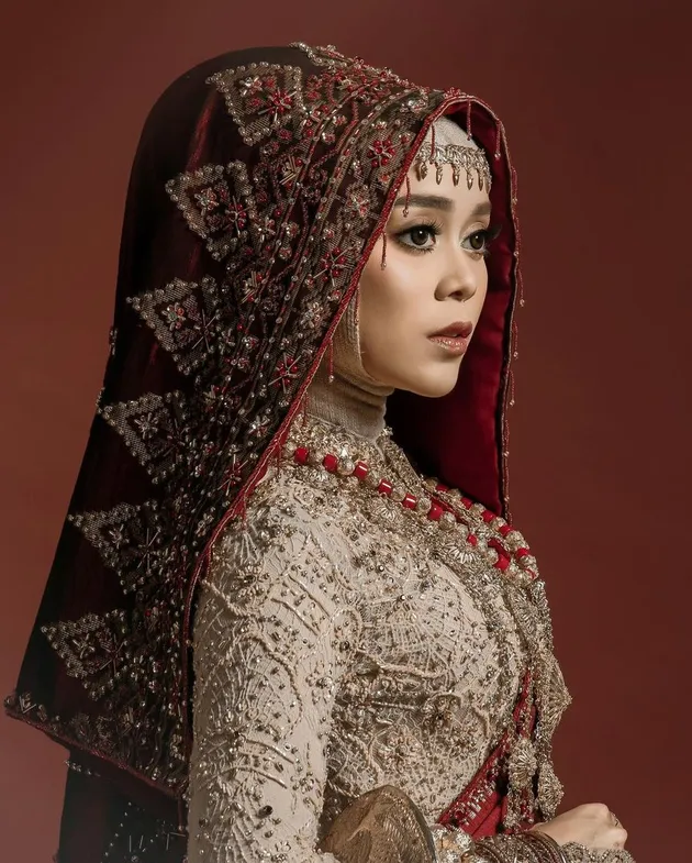 lesti billar, gaun lesti rizky billar