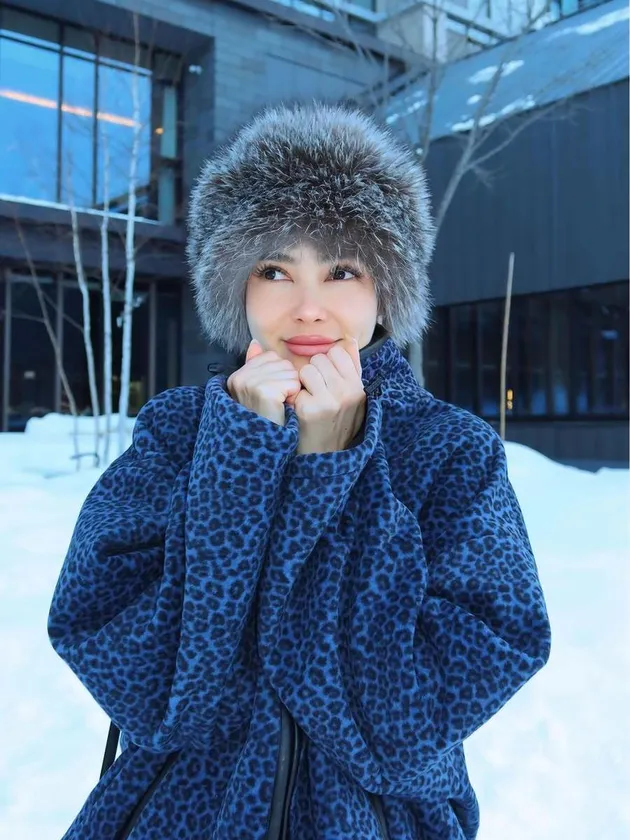 Momen Liburan Keluarga Cathy Sharon di Jepang