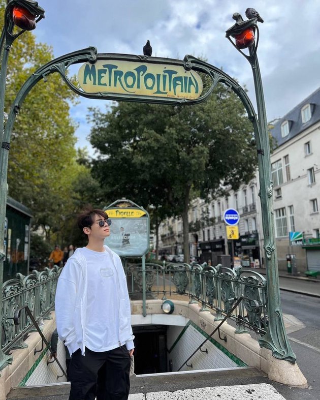Portrait of Cha Eun Woo as if he's your boyfriend on the streets of Paris, feels like being photographed with you