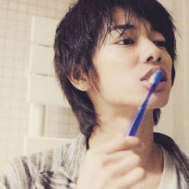 POTRET CUTE TAKERU SATO 'RUROUNI KENSHIN', GANTENGNYA 