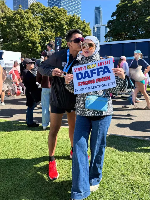 Daffa Wardhana Marini Zumarnis Sydney Marathon