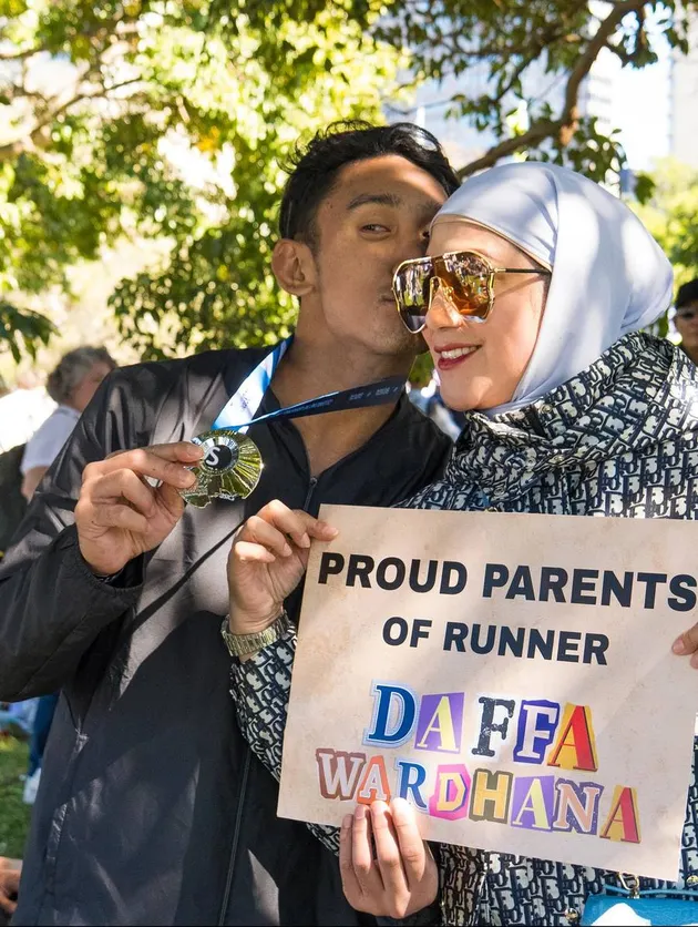 Daffa Wardhana Marini Zumarnis Sydney Marathon