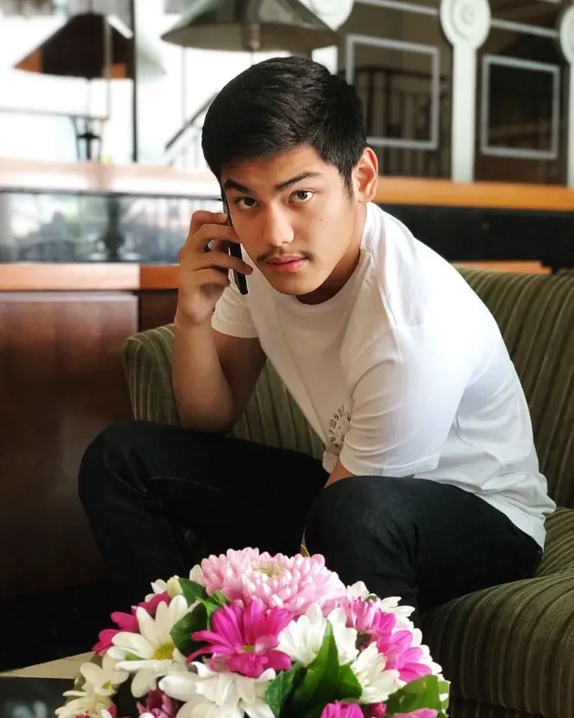 Irzan Faiq, Pria yang Diduga Kekasih Prilly Latuconsina