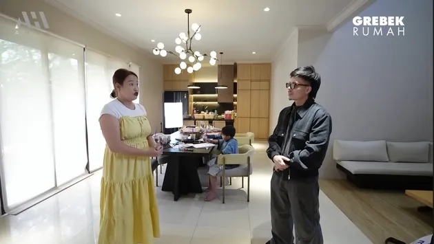 Atta Halilintar ke Kontrakan Pinkan Mambo
