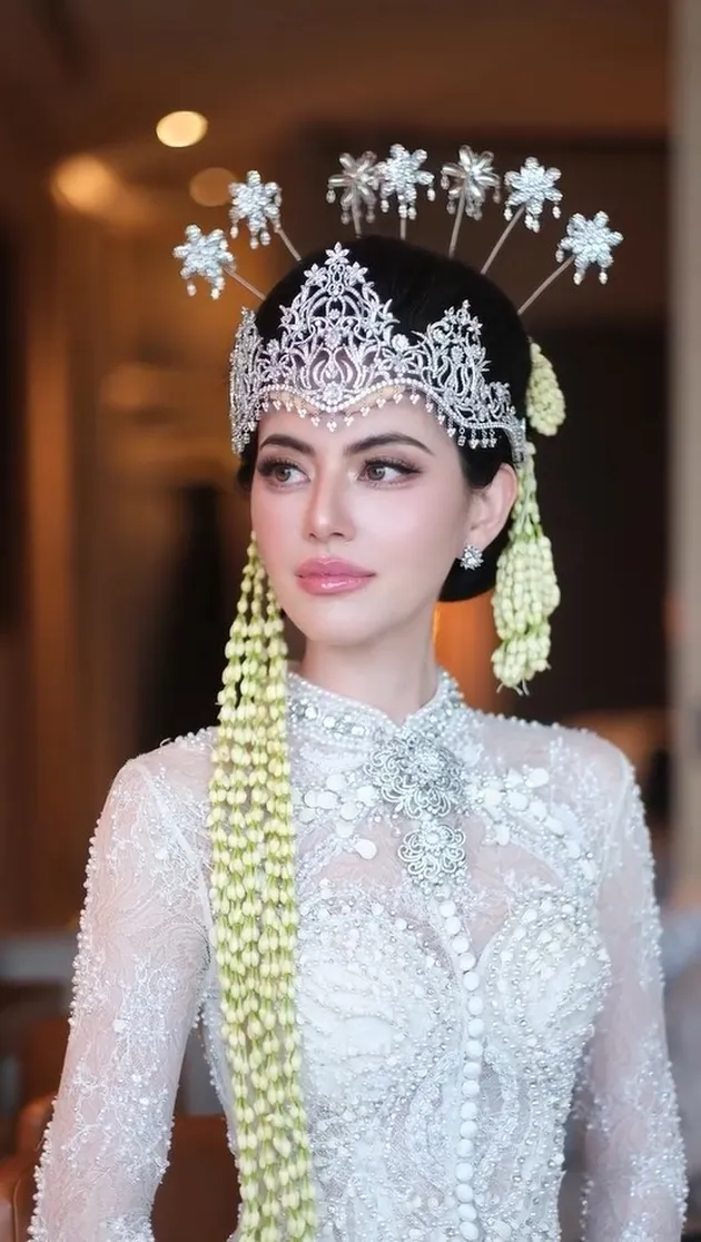 Davika cantik di manapun