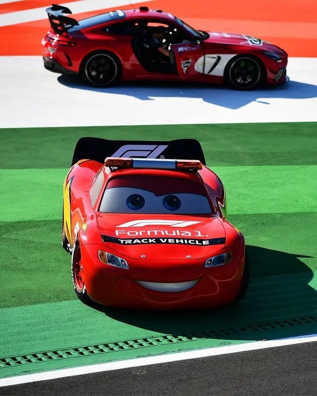 Lightning McQueen bakal lakukan honorary lap