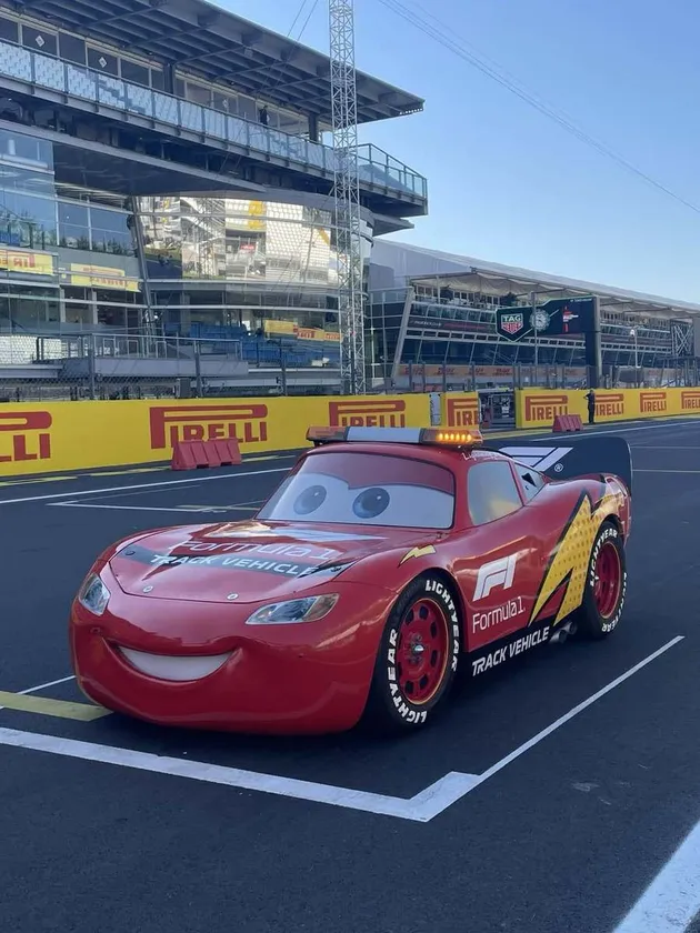 Ada koleksi Lightning McQueen juga