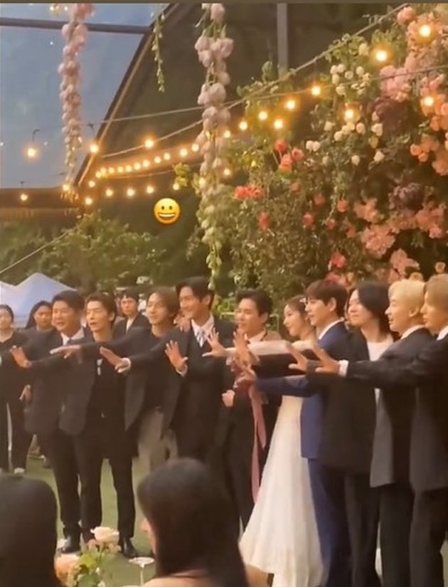 Portrait of Celebrity Guests at Ryeowook and Ari's Wedding, 15 Super Junior Members Including Park Hyung Sik