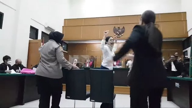 <nil>
