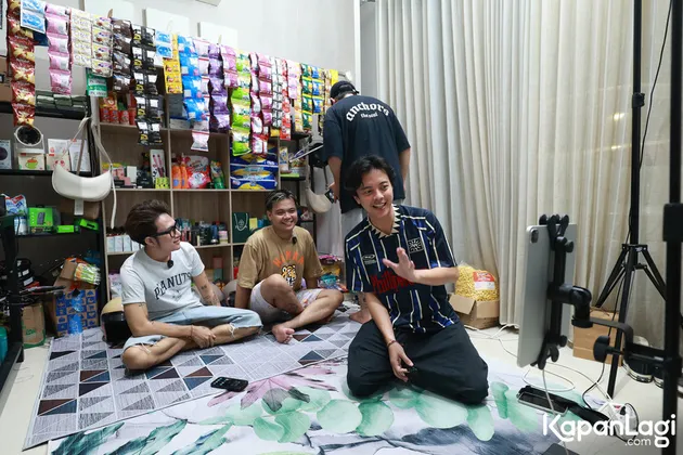 SMASH Kompak Jualan Online