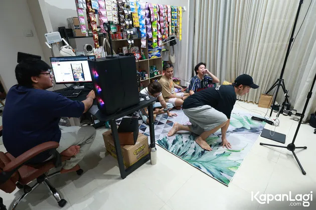 SMASH Kompak Jualan Online