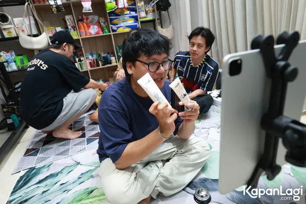 SMASH Kompak Jualan Online