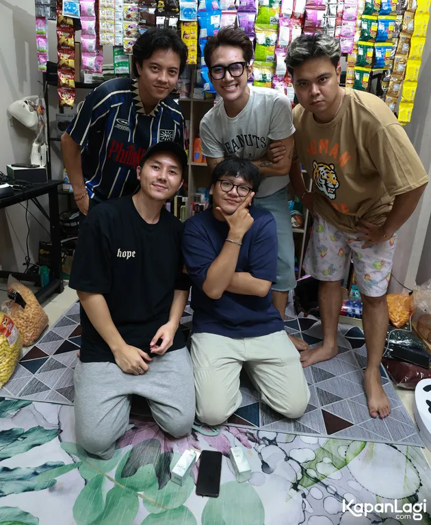 SMASH Kompak Jualan Online