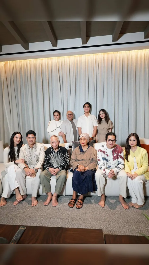 Potret Dinner Rayakan Ultah Al Ghazali