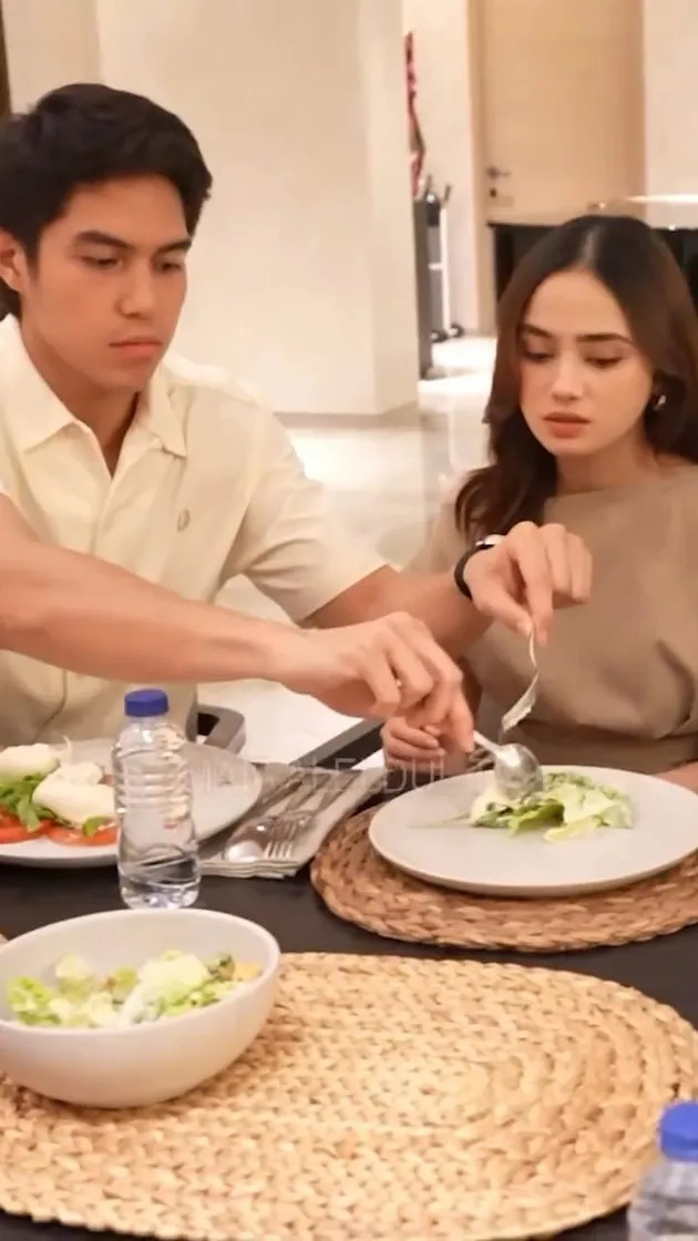 Potret Dinner Rayakan Ultah Al Ghazali