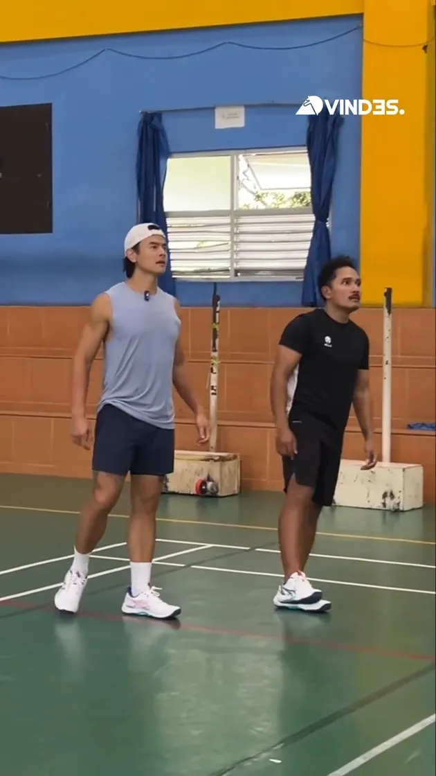 Dion Wiyoko dan Tanta Ginting 