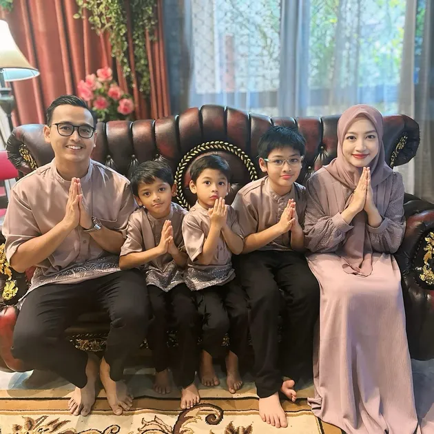 Momen lebaran keluarga Maissy di lebaran
