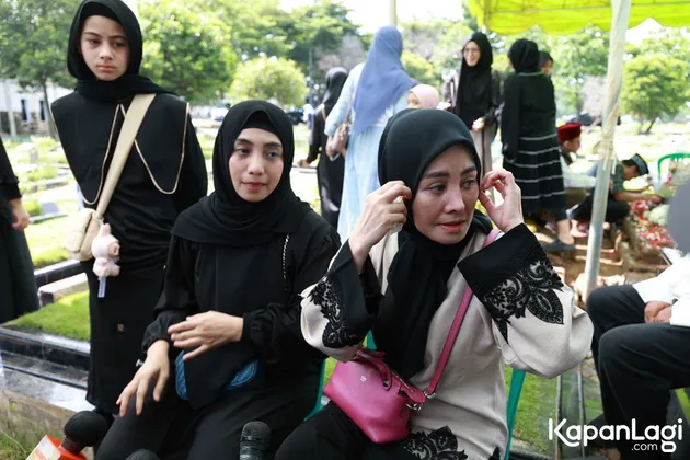 Potret Elif Kayla Perk Anak Siti KDI