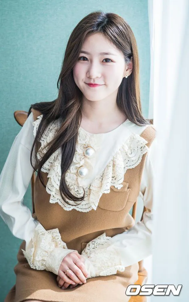 Kim Sae Ron Pakai Baju Renda