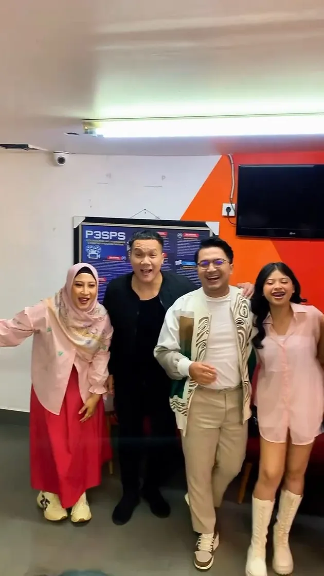 Potret Finalis AFI dan Indonesian Idol Bertemu