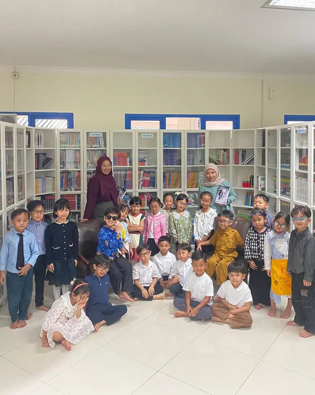 Gala Sky di sekolah