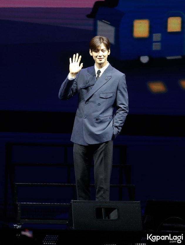 Portrait of Cha Eun Woo's Handsomeness at the '2022 Just One 10 Minute' Prescon [Starry Caravan] in Jakarta 