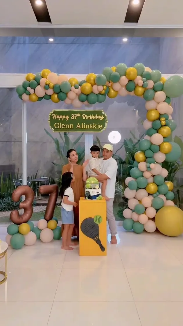 Glenn Alinskie ulang tahun ke-37