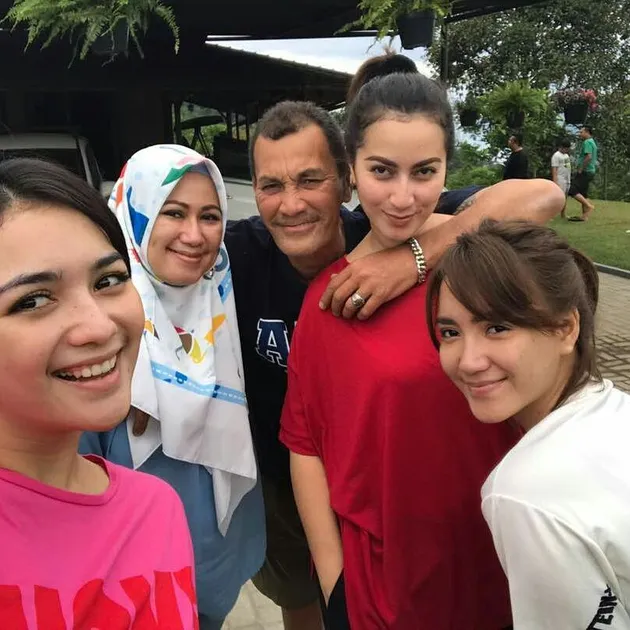 Citra Kirana dan Kakak
