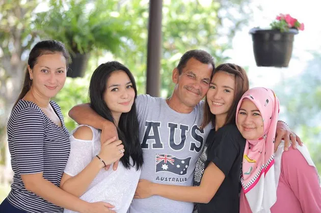 Citra Kirana dan Kakak