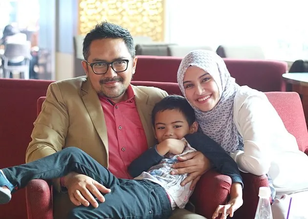 Zee Zee Shahab - Prabu Revolusi