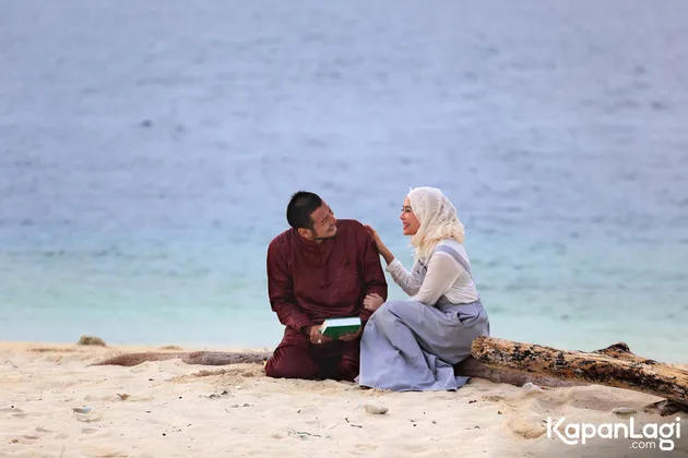 Boy Hamzah - Rina Amalia