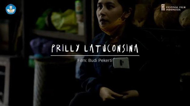 Emotional Portrait of Prilly Latuconsina Receiving the Citra FFI 2023 Award for Best Supporting Actress